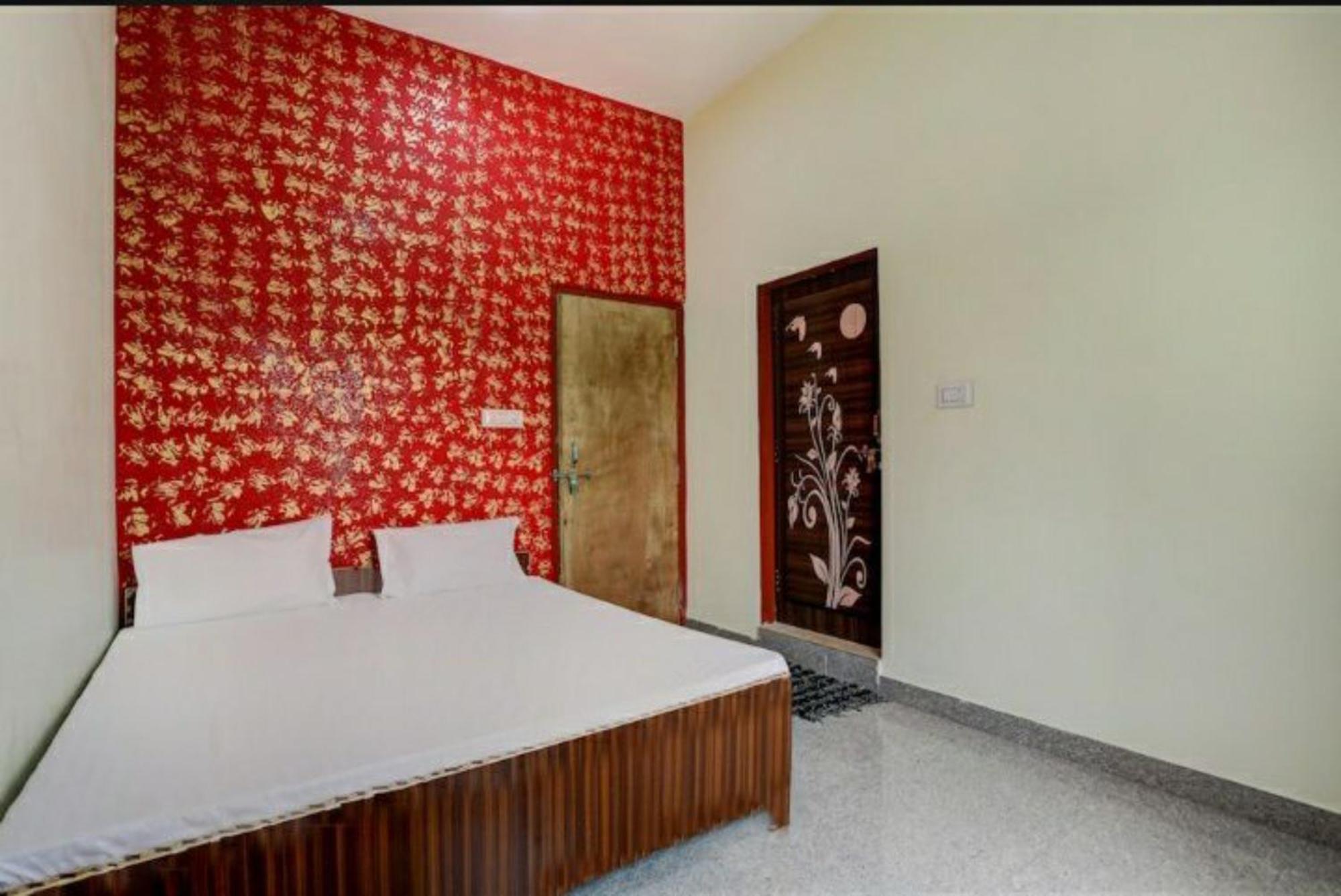 Goroomgo M J Agra Near Taj Mahal 950m Hotel Agra (Uttar Pradesh)