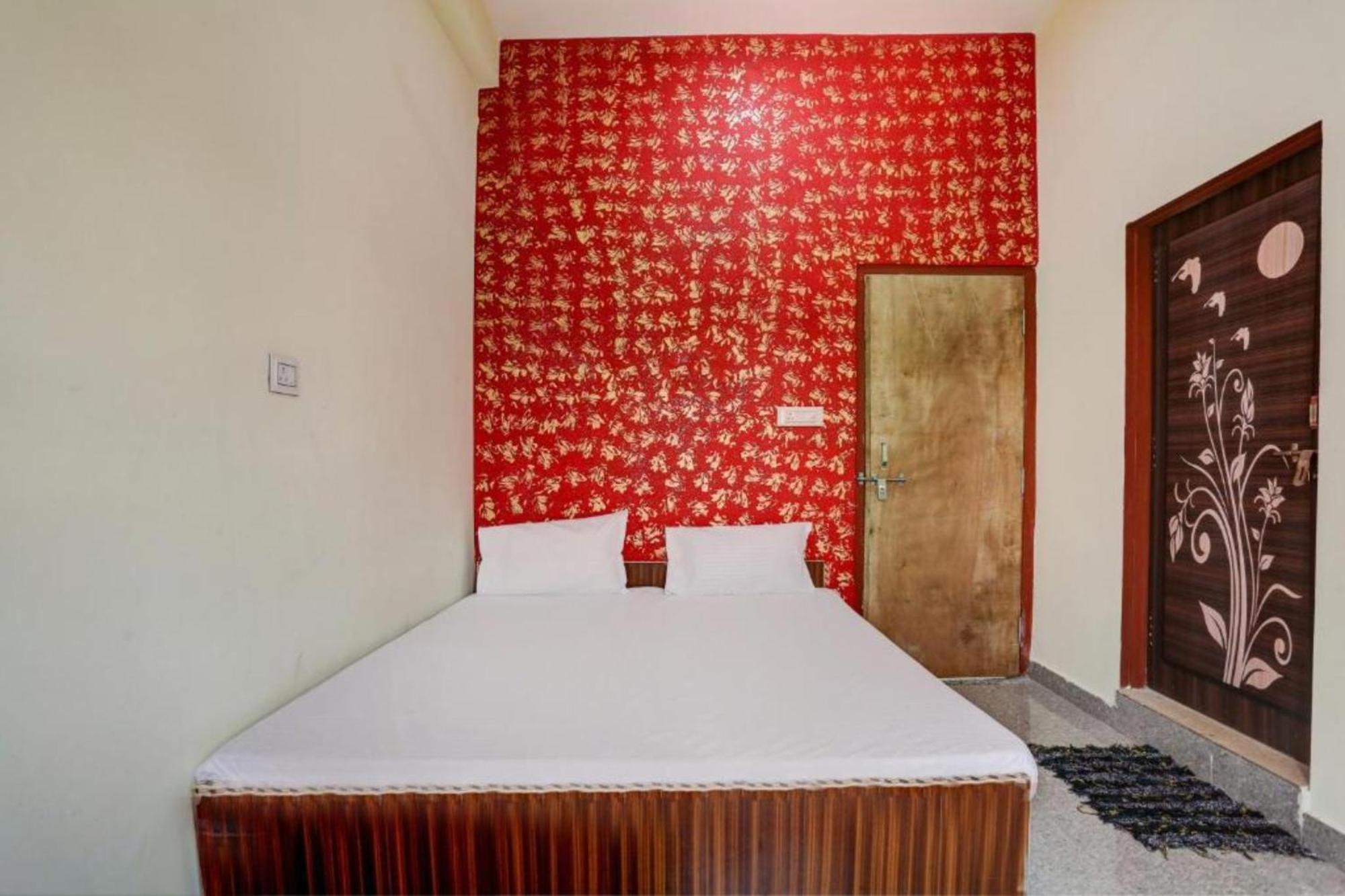 Hotel Goroomgo M J Agra Near Taj Mahal 950m Agra (Uttar Pradesh)