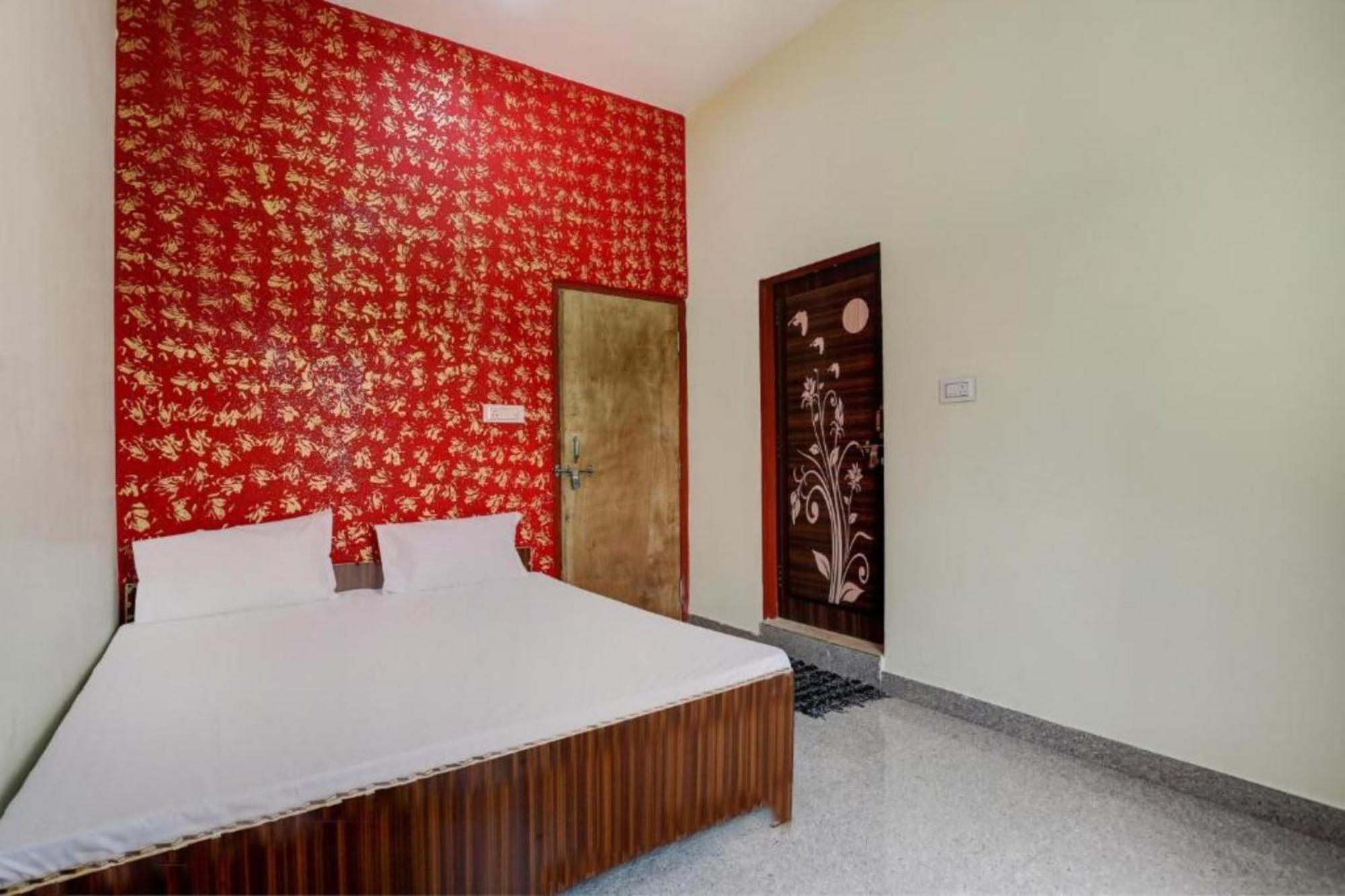 Goroomgo M J Agra Near Taj Mahal 950m Hotel